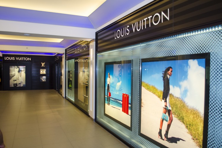 Louis Vuitton at Renaissance Mall - Mexim Aruba | Aluminum Windows & Doors